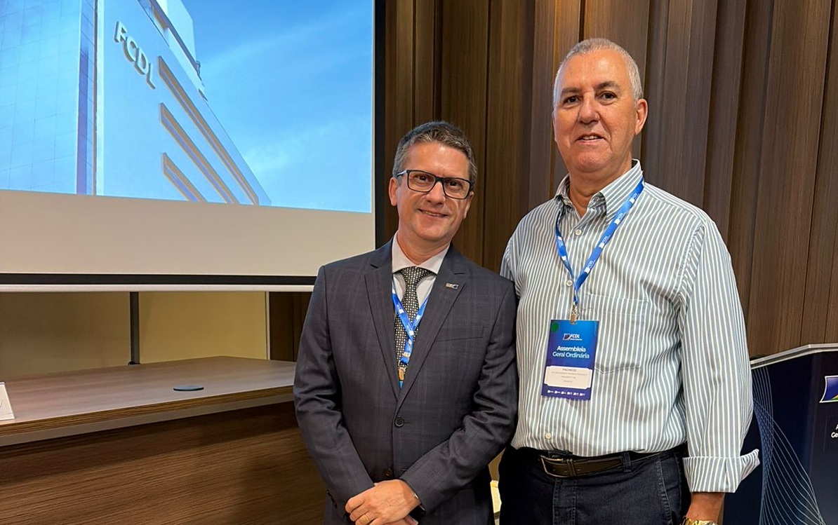 Presidente da CDL Brusque participa da Assembleia Geral Ordinária da FCDL SC